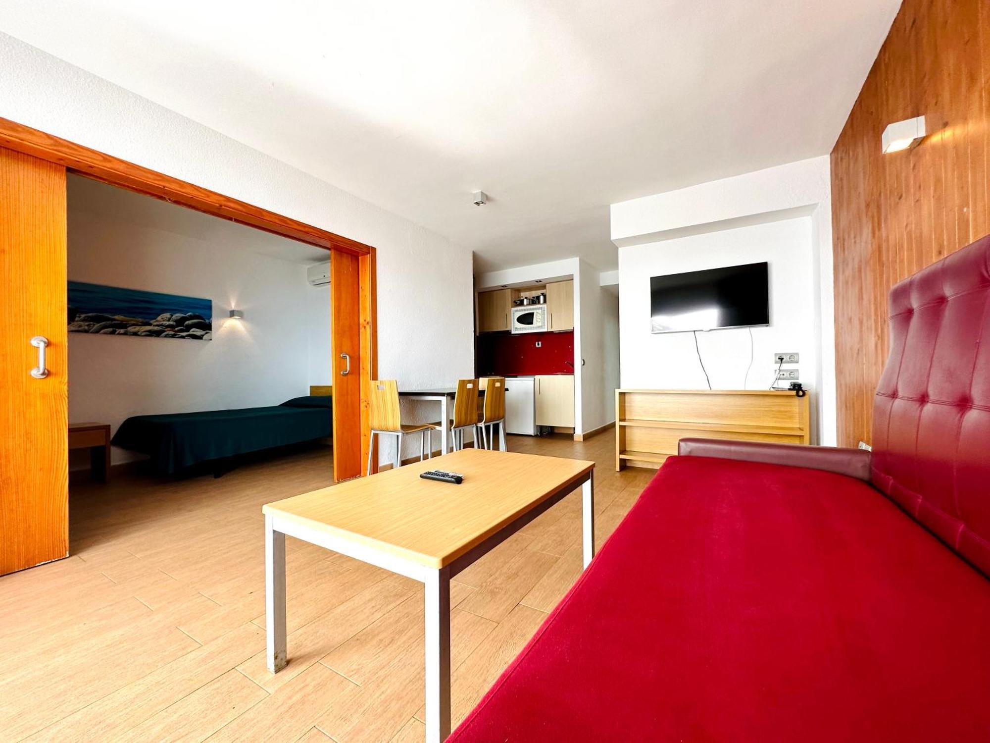Apartamentos Jet - Adults Only Playa d'en Bossa Bagian luar foto